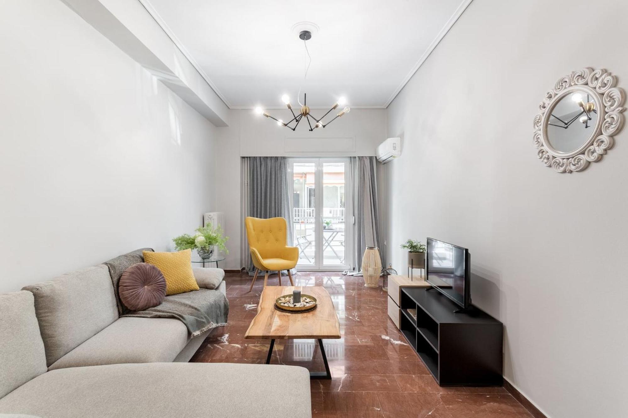 Explore History From A Chic Central Apartment 아테네 외부 사진