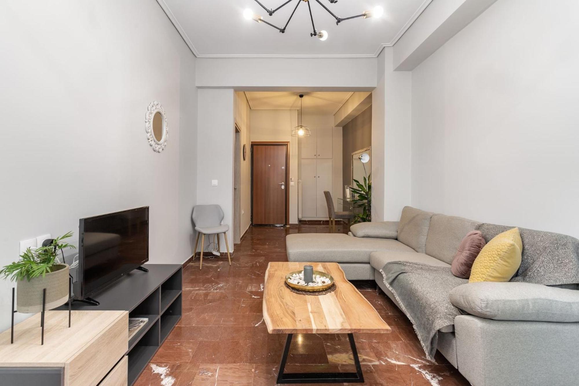 Explore History From A Chic Central Apartment 아테네 외부 사진
